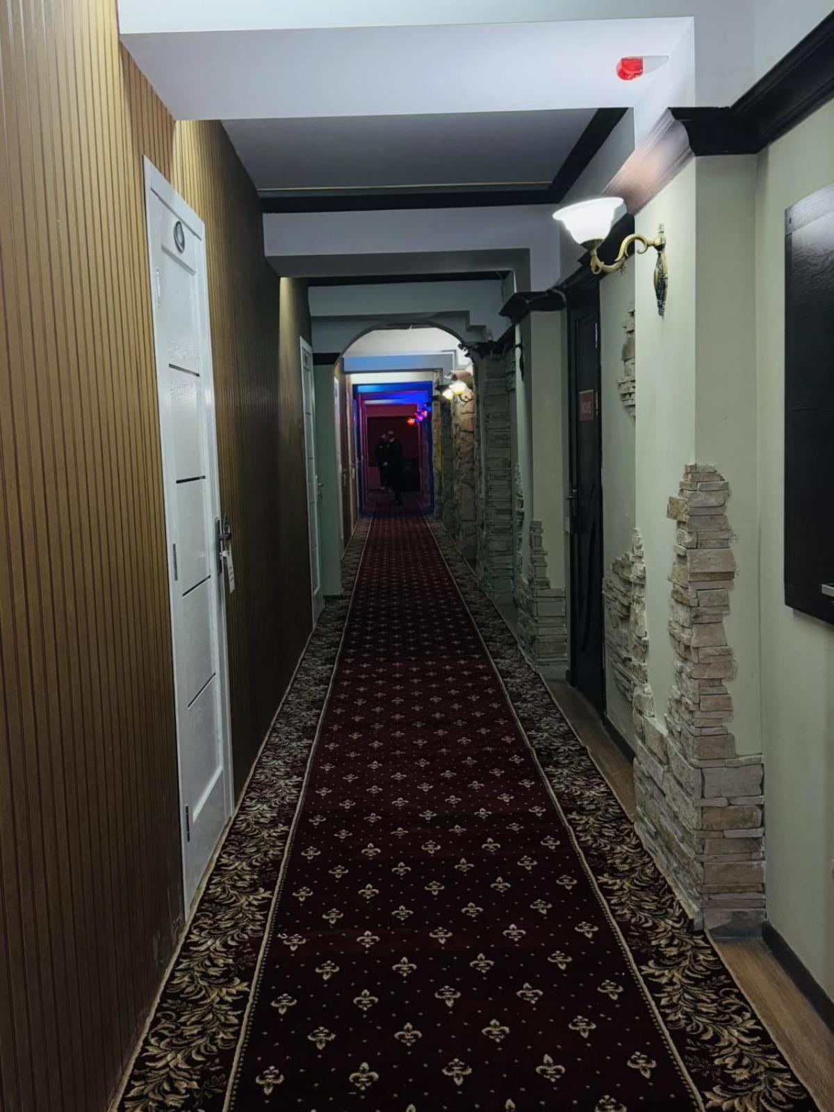 Hotel Cinema Chisinau Exterior photo